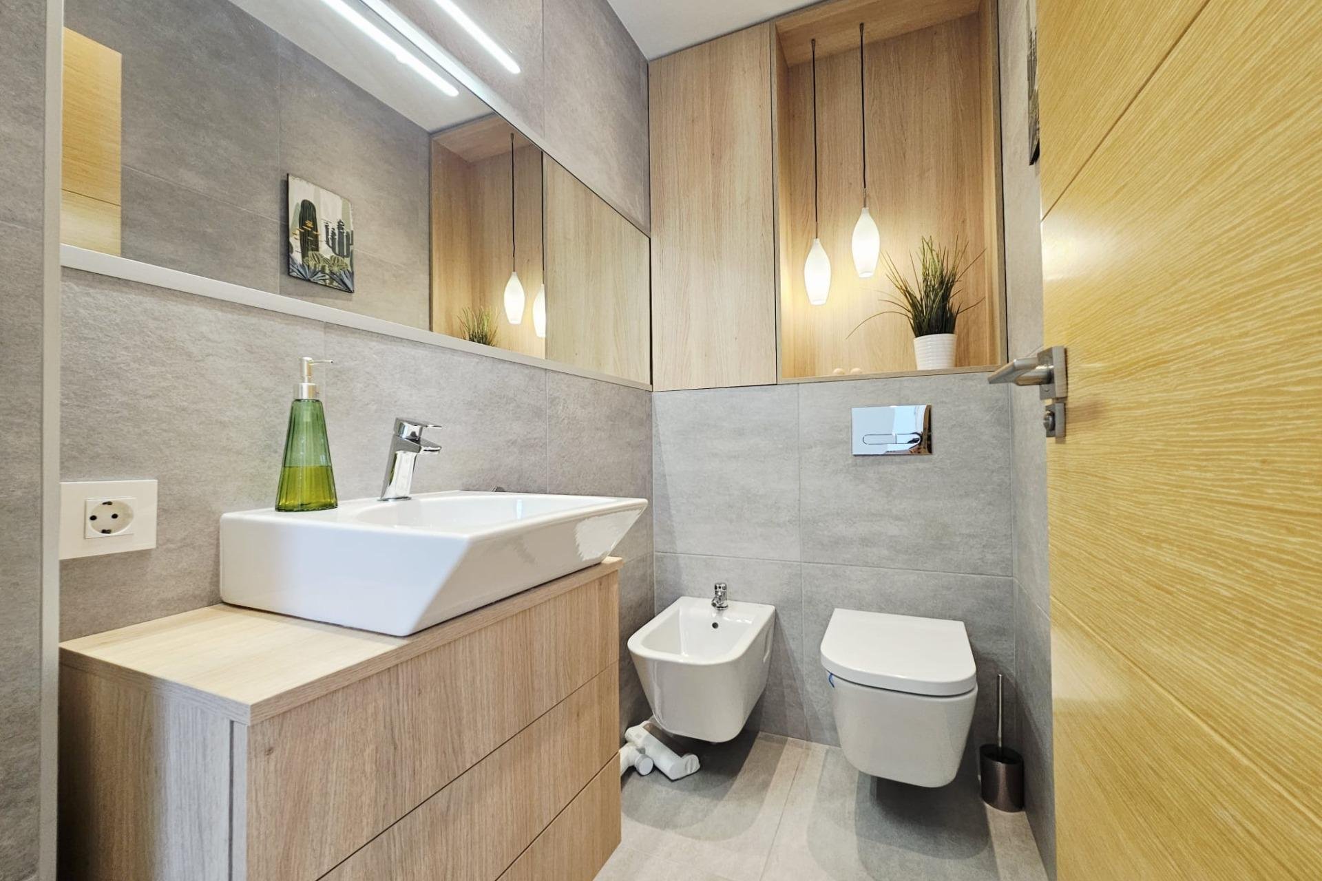 Herverkoop - Villa -
Orihuela Costa - La Regia