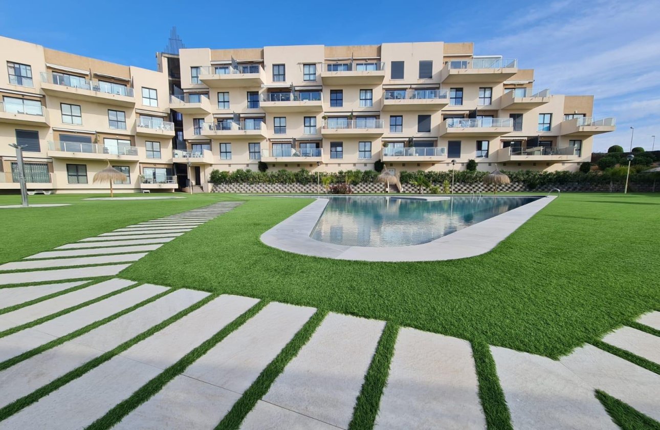 Herverkoop - Villa -
Orihuela Costa - La Regia