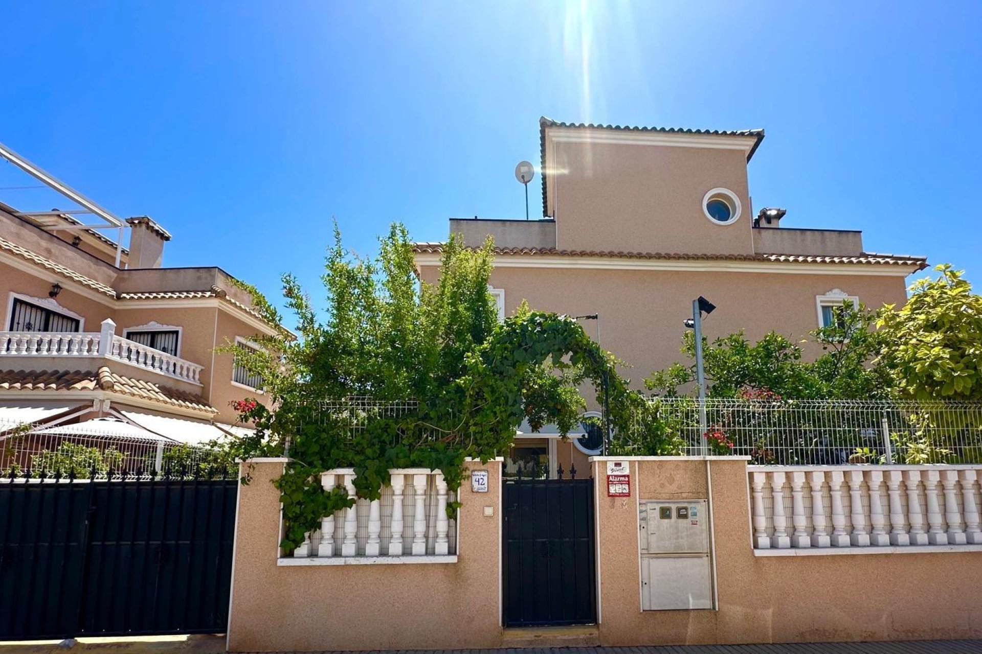 Herverkoop - Villa -
Orihuela Costa - La Regia