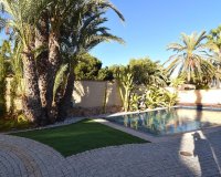 Herverkoop - Villa -
Orihuela Costa - La Zenia