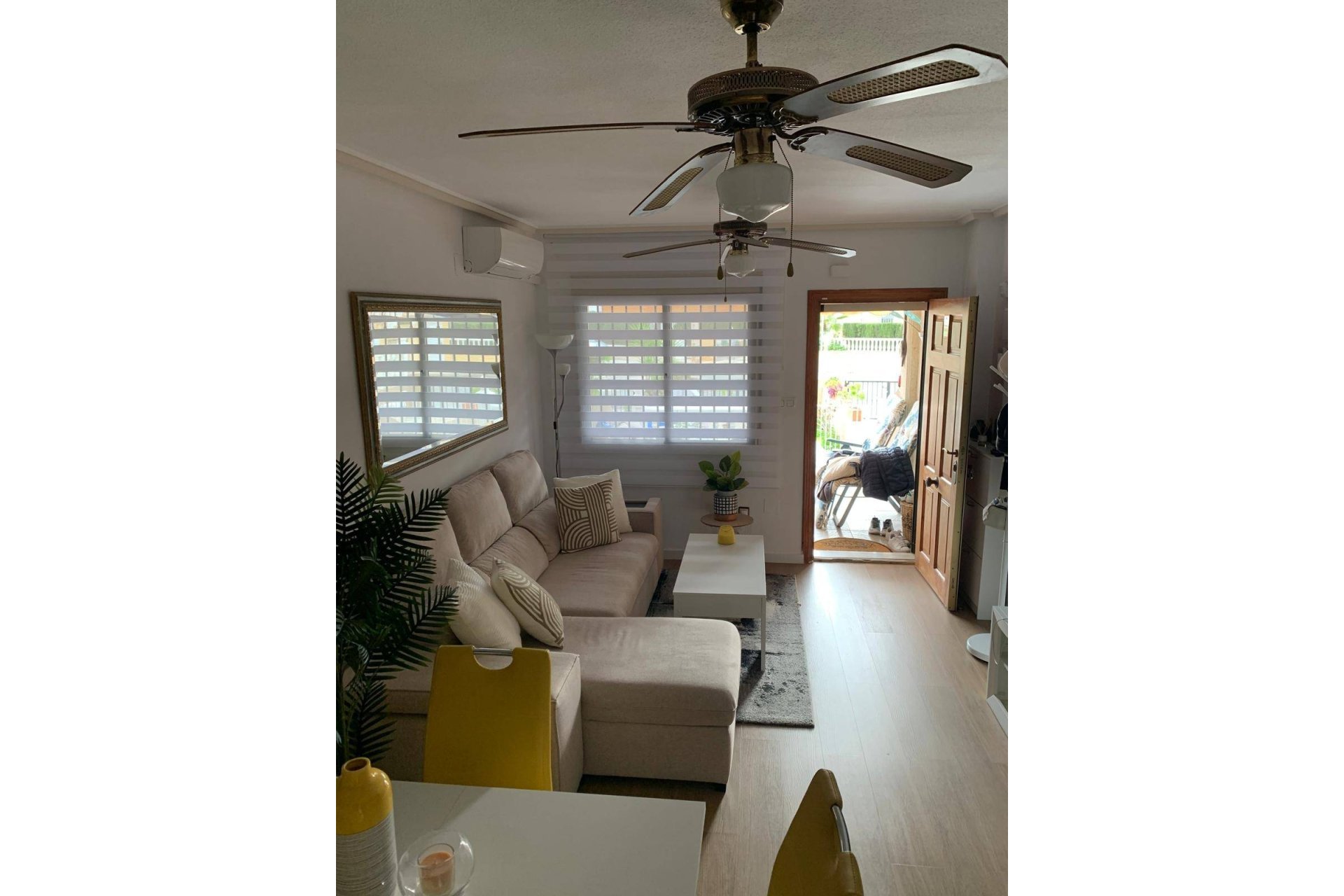 Herverkoop - Villa -
Orihuela Costa - Las Filipinas