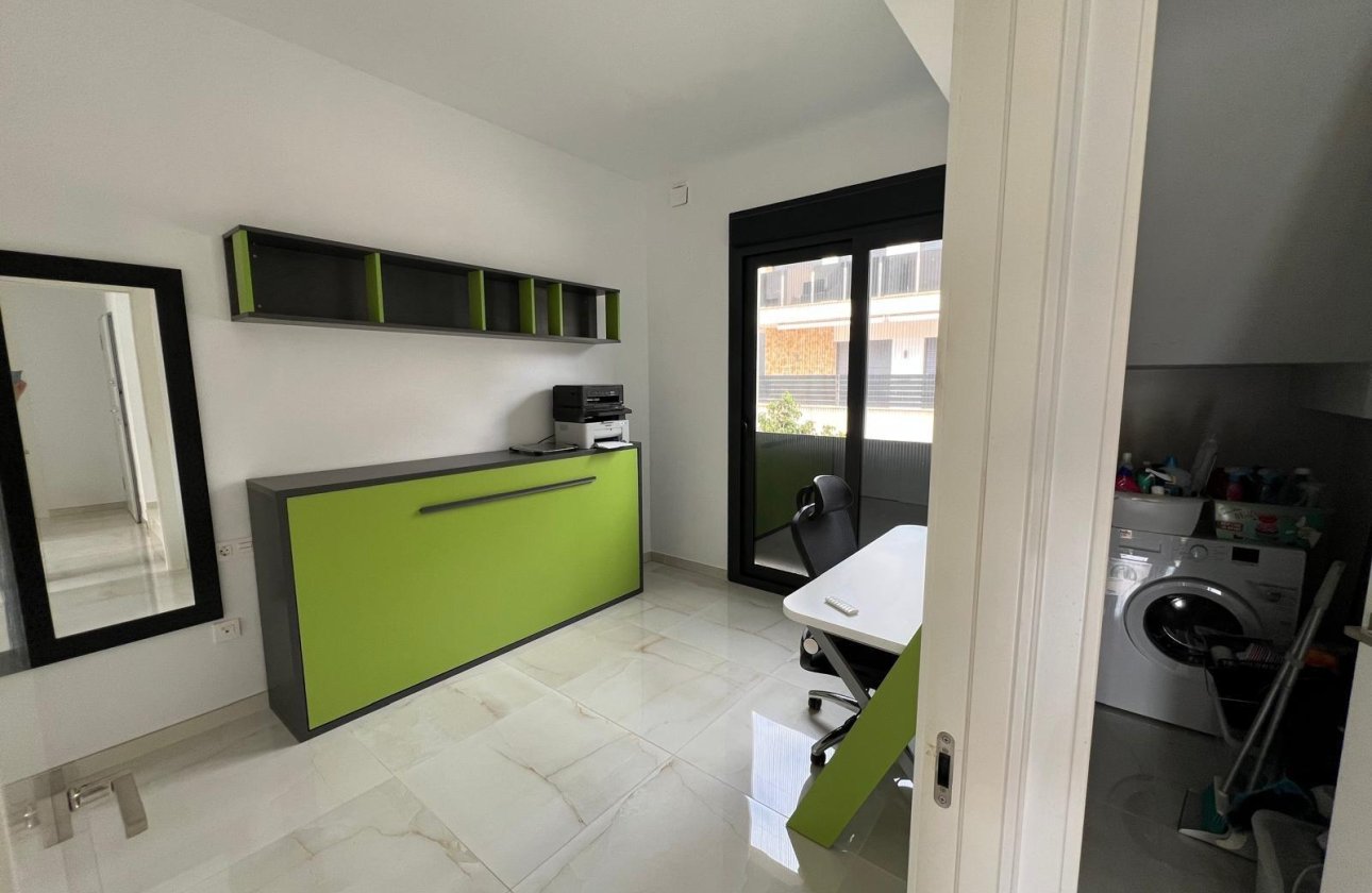 Herverkoop - Villa -
Orihuela Costa - Lomas de Cabo Roig