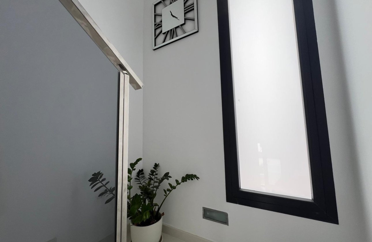 Herverkoop - Villa -
Orihuela Costa - Lomas de Cabo Roig