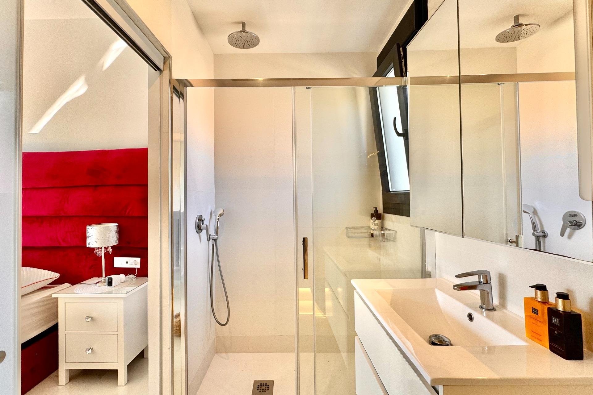 Herverkoop - Villa -
Orihuela Costa - Lomas de Cabo Roig