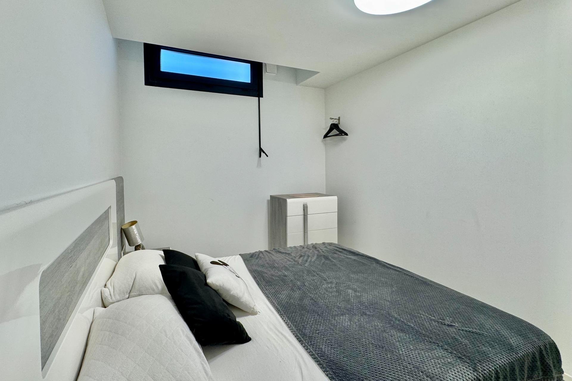 Herverkoop - Villa -
Orihuela Costa - Lomas de Cabo Roig