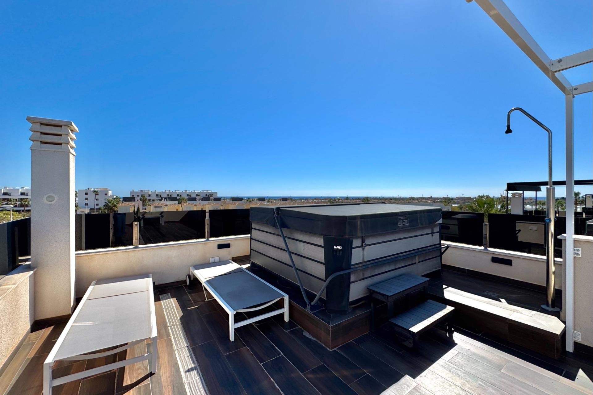 Herverkoop - Villa -
Orihuela Costa - Lomas de Cabo Roig