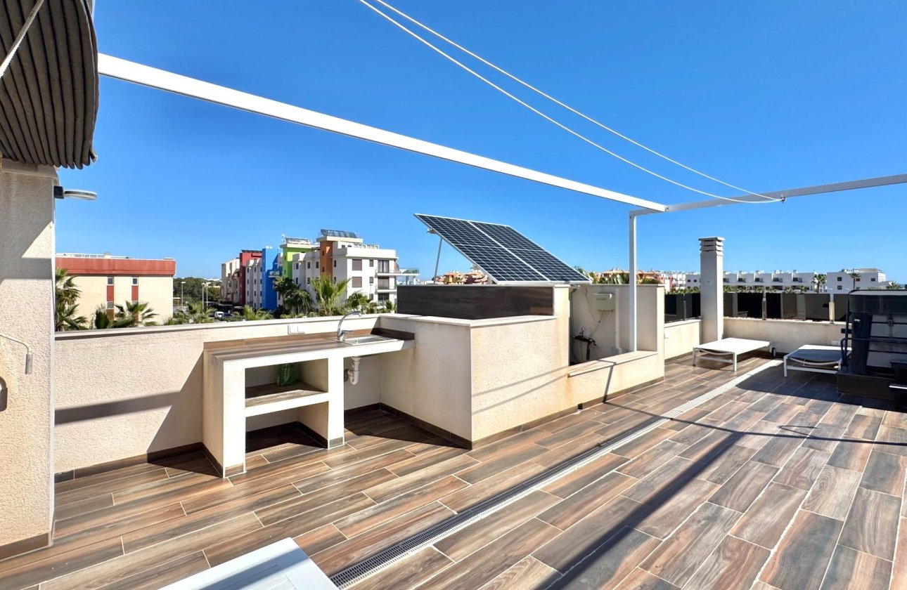 Herverkoop - Villa -
Orihuela Costa - Lomas de Cabo Roig