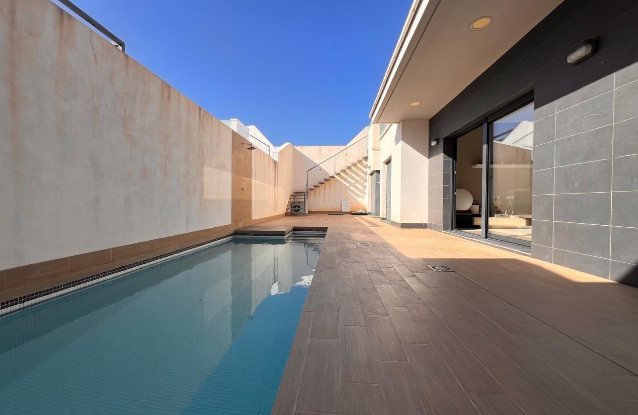 Herverkoop - Villa -
Orihuela Costa - Lomas de Cabo Roig