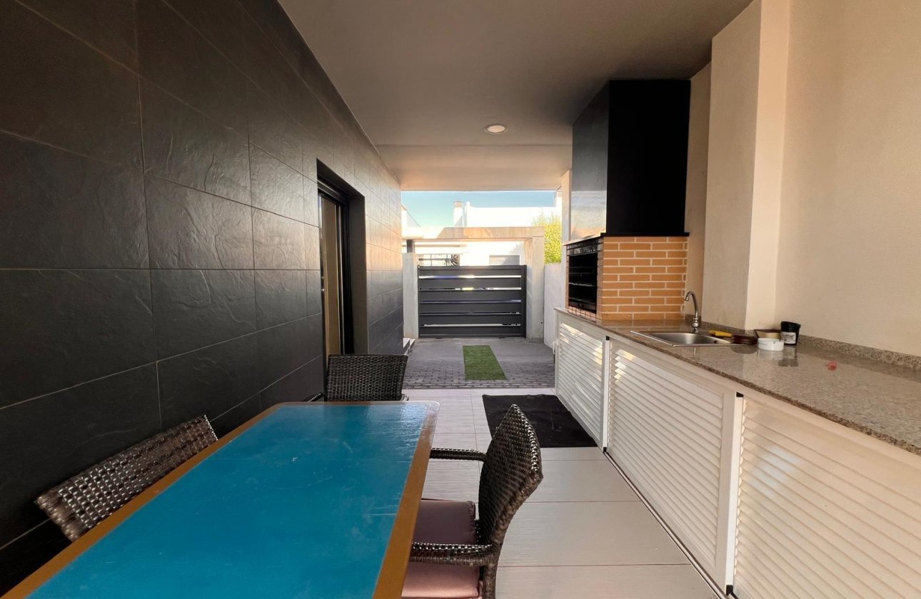 Herverkoop - Villa -
Orihuela Costa - Lomas de Cabo Roig