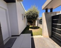 Herverkoop - Villa -
Orihuela Costa - Lomas de Cabo Roig