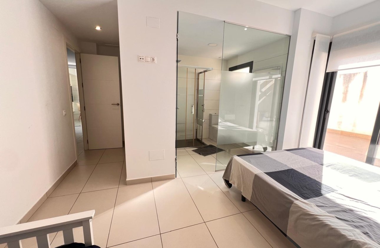 Herverkoop - Villa -
Orihuela Costa - Lomas de Cabo Roig