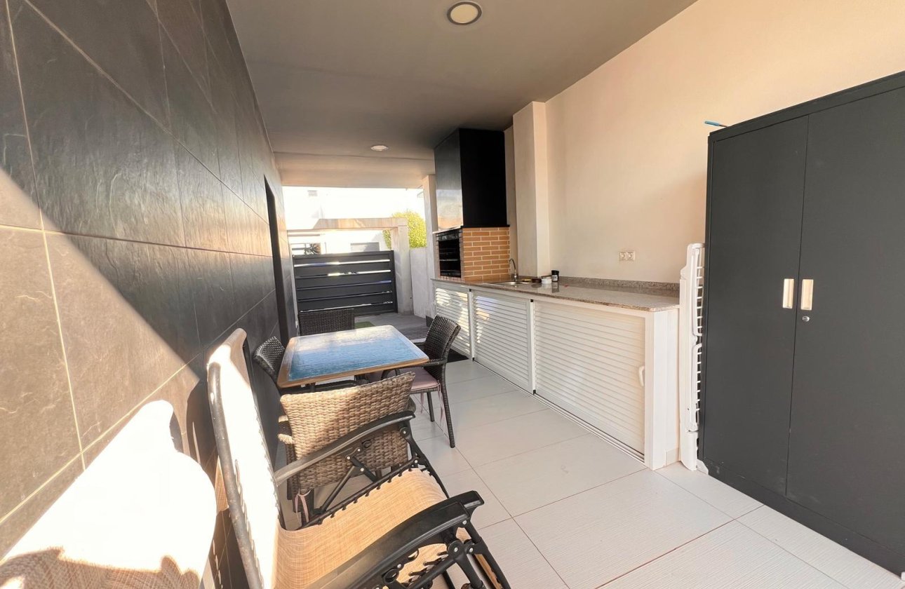 Herverkoop - Villa -
Orihuela Costa - Lomas de Cabo Roig