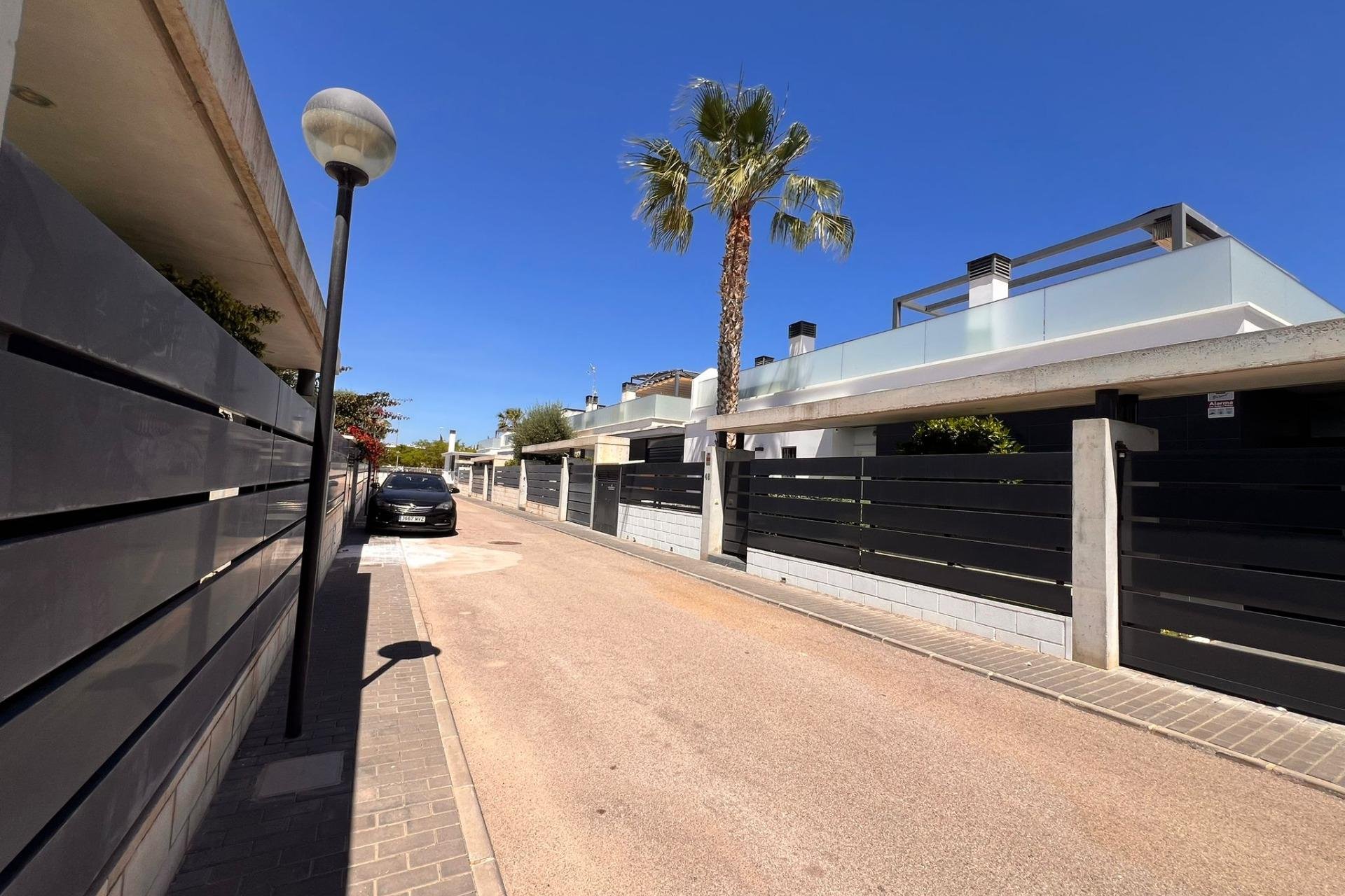Herverkoop - Villa -
Orihuela Costa - Lomas de Cabo Roig