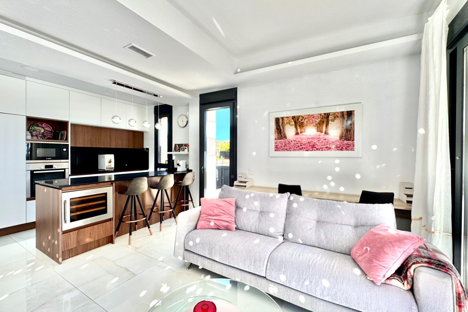 Herverkoop - Villa -
Orihuela Costa - Lomas de Cabo Roig