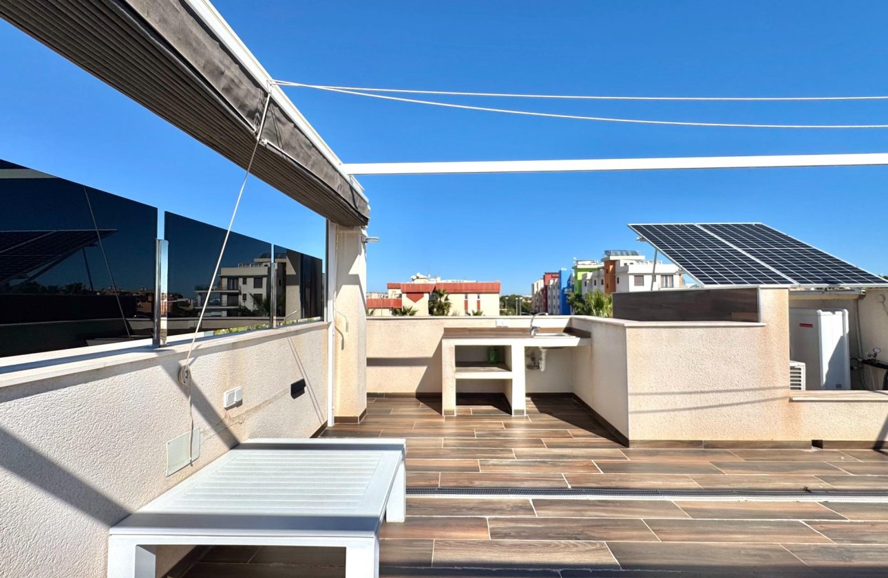 Herverkoop - Villa -
Orihuela Costa - Lomas de Cabo Roig