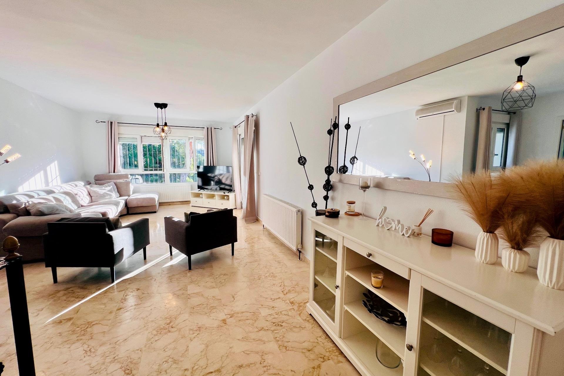 Herverkoop - Villa -
Orihuela Costa - Lomas De Campoamor-las Ramblas