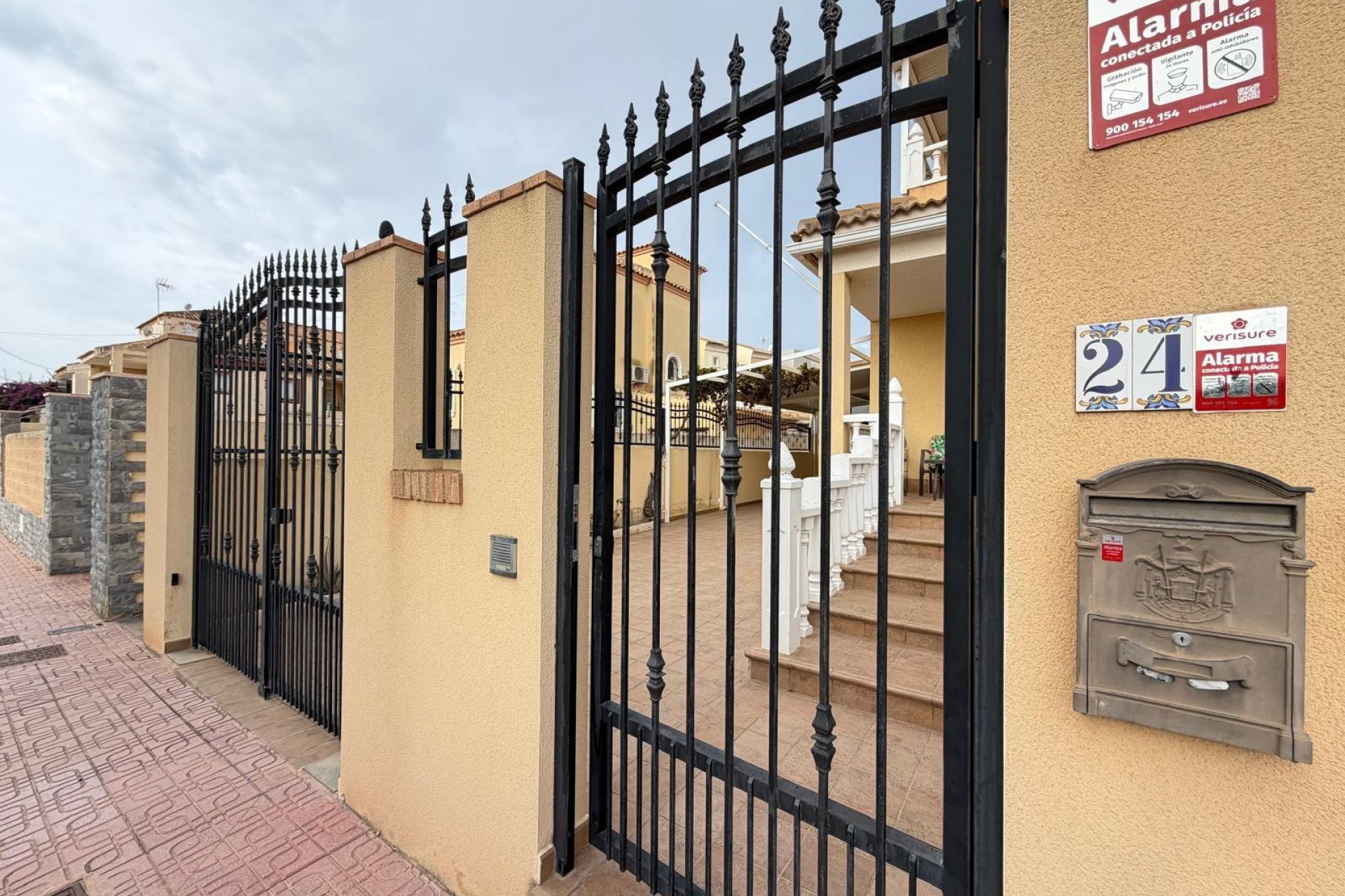 Herverkoop - Villa -
Orihuela Costa - Lomas De Don Juan