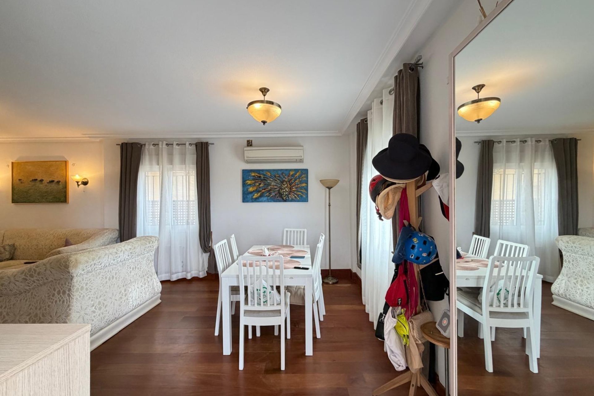 Herverkoop - Villa -
Orihuela Costa - Lomas De Don Juan