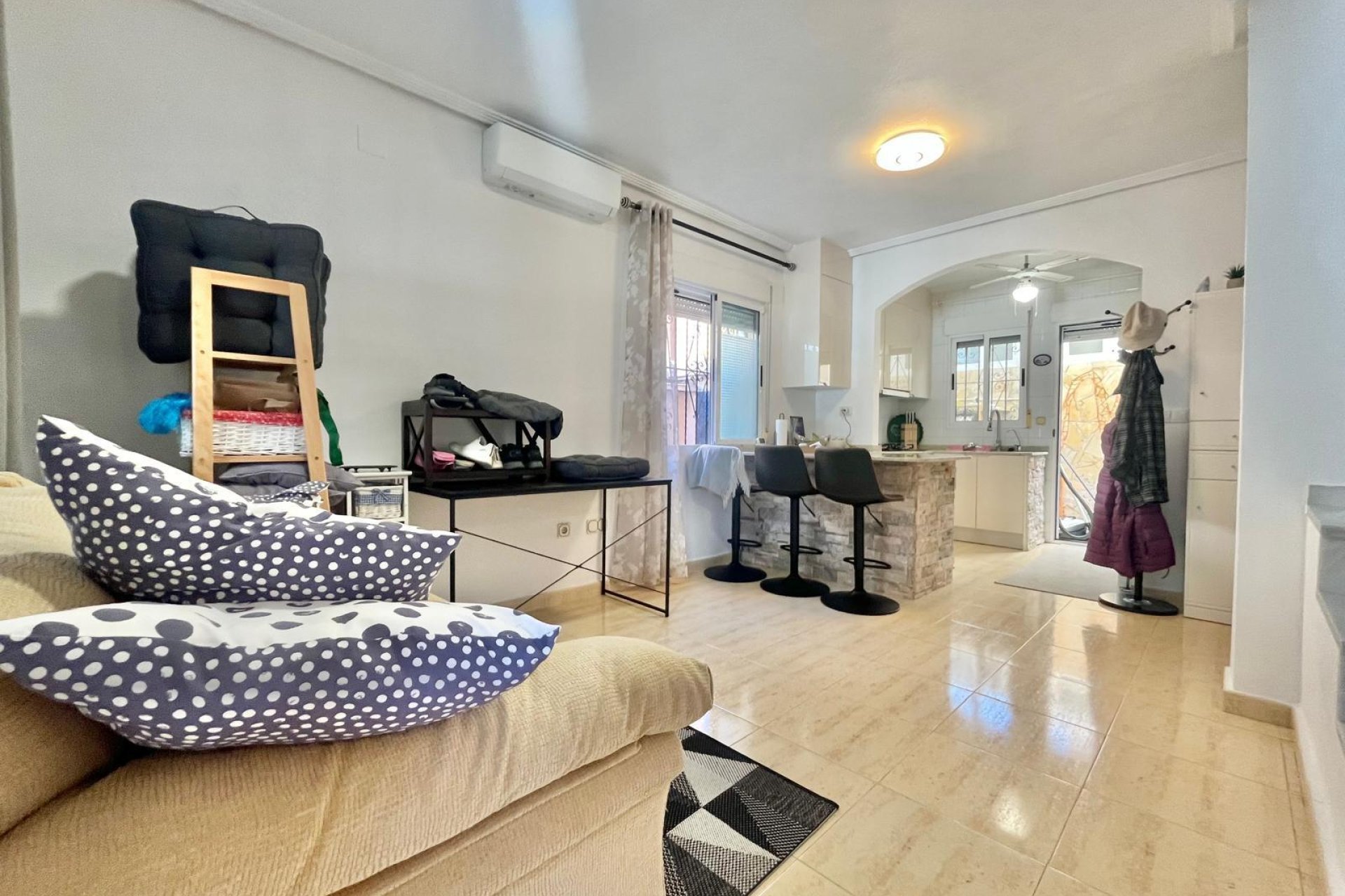 Herverkoop - Villa -
Orihuela Costa - Los Almendros-la Florida