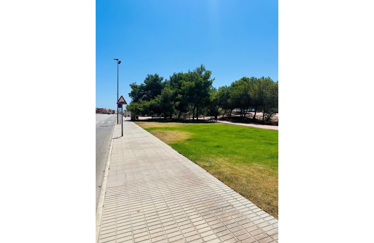 Herverkoop - Villa -
Orihuela Costa - Los Altos