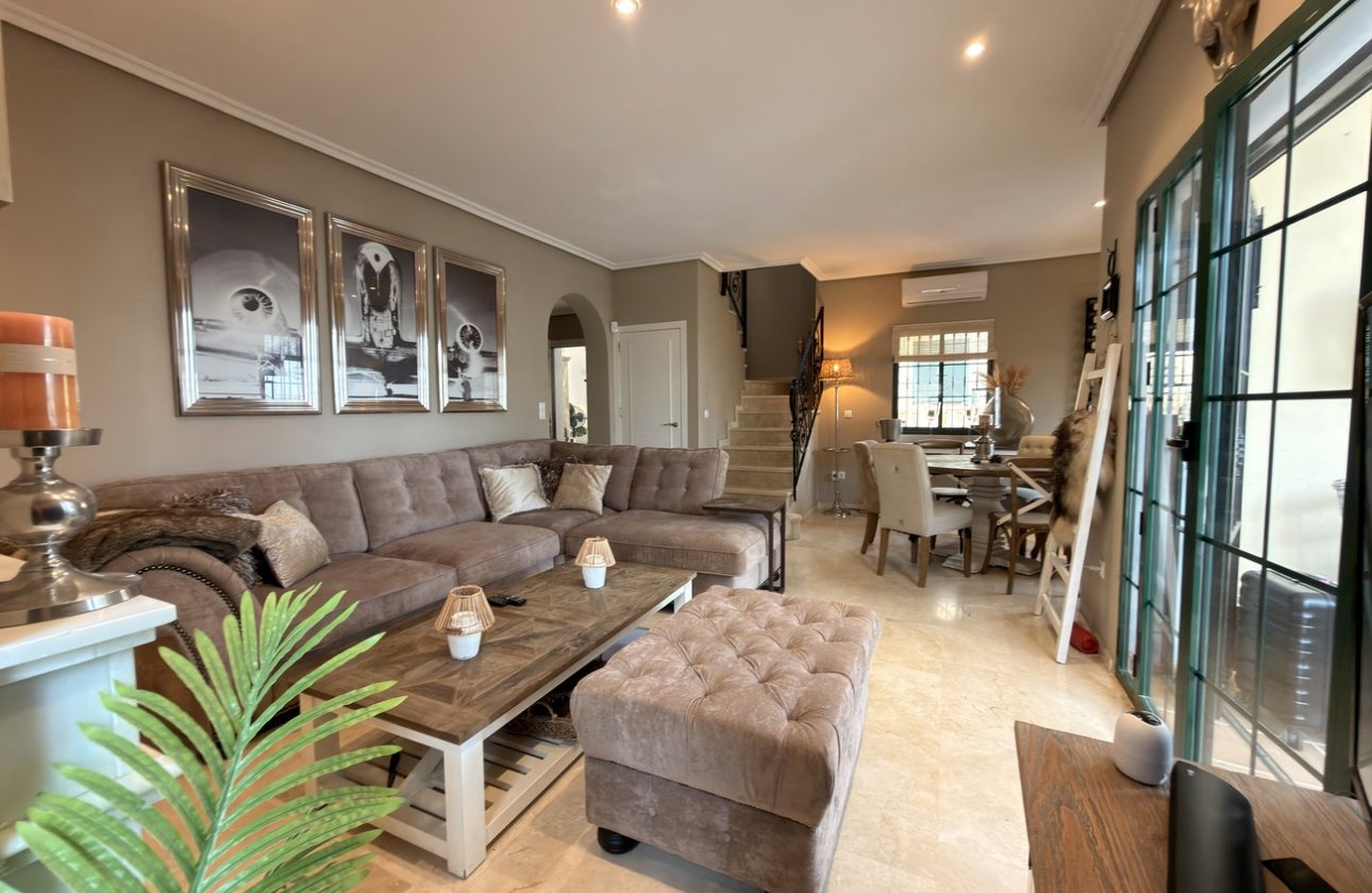 Herverkoop - Villa -
Orihuela Costa - Los Doses