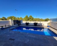 Herverkoop - Villa -
Orihuela Costa - PAU 26