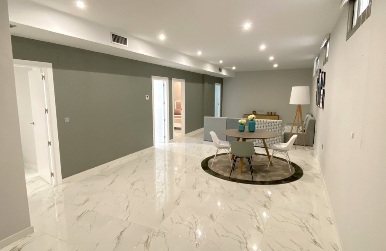 Herverkoop - Villa -
Orihuela Costa - PAU 26