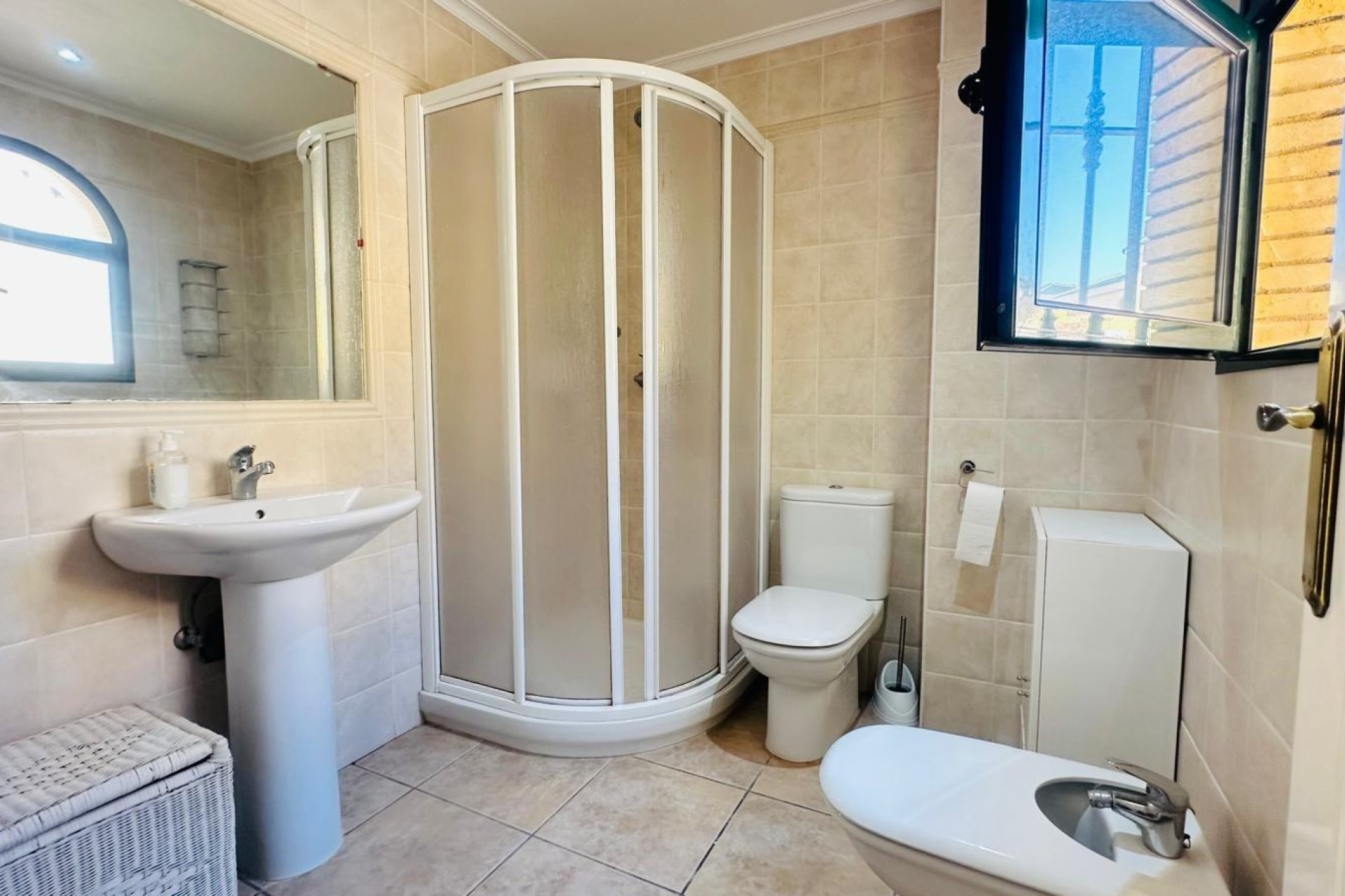 Herverkoop - Villa -
Orihuela Costa - PAU 8