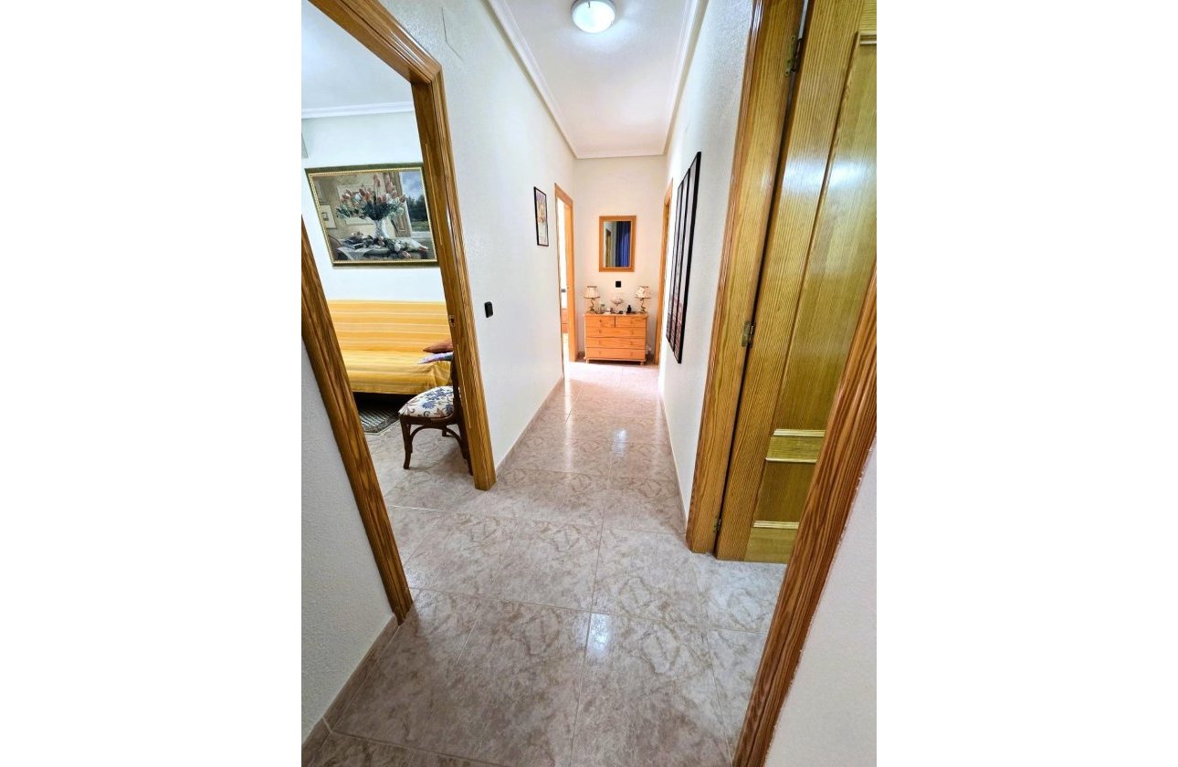 Herverkoop - Villa -
Orihuela Costa - Playa Flamenca