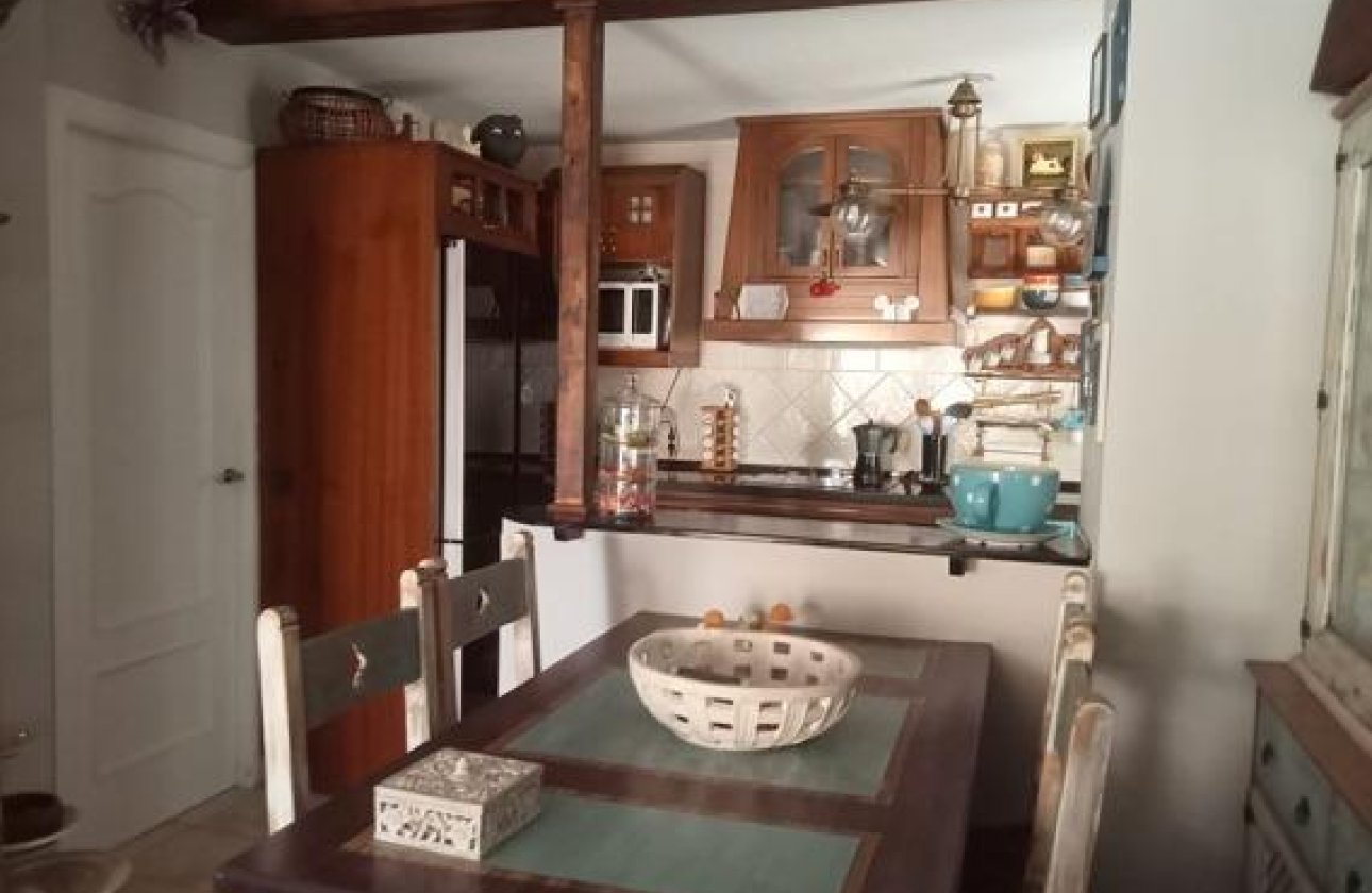 Herverkoop - Villa -
Orihuela Costa - Playa Flamenca