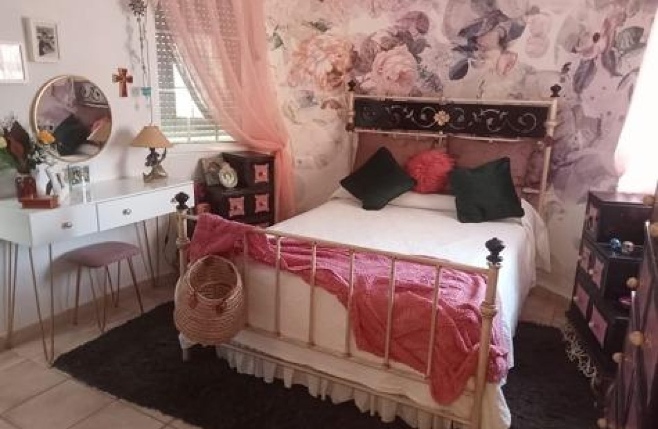 Herverkoop - Villa -
Orihuela Costa - Playa Flamenca