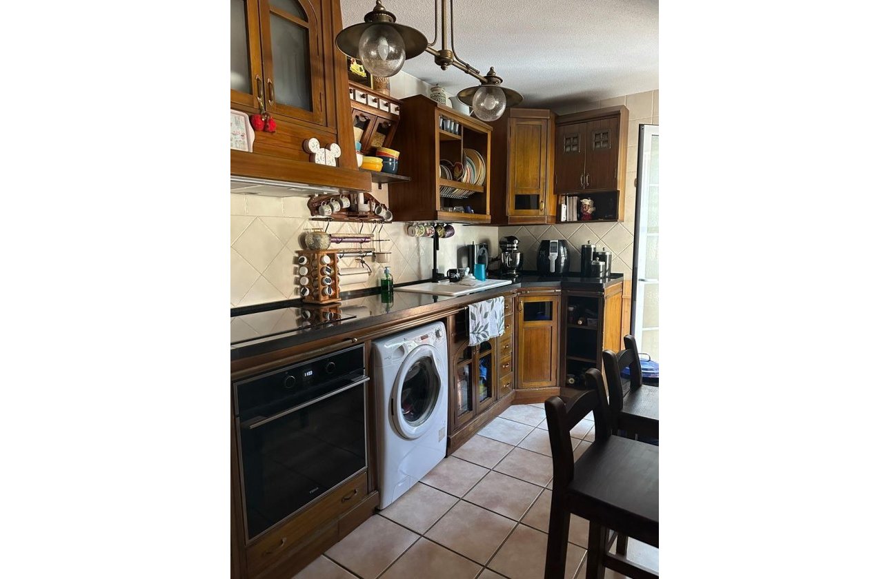 Herverkoop - Villa -
Orihuela Costa - Playa Flamenca