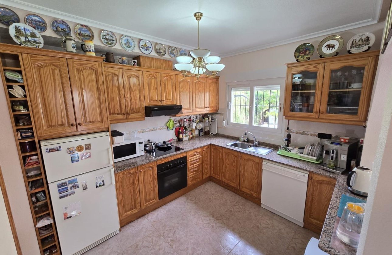 Herverkoop - Villa -
Orihuela Costa - Playa Flamenca