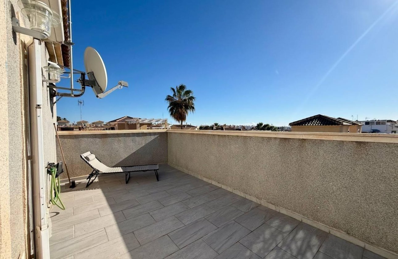 Herverkoop - Villa -
Orihuela Costa - Playa Flamenca
