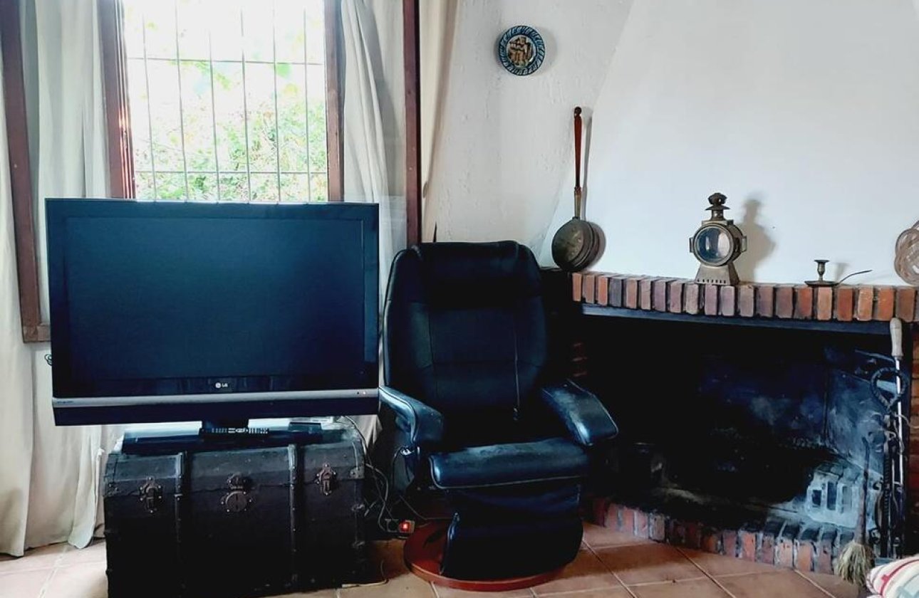 Herverkoop - Villa -
Orihuela Costa - Punta Prima