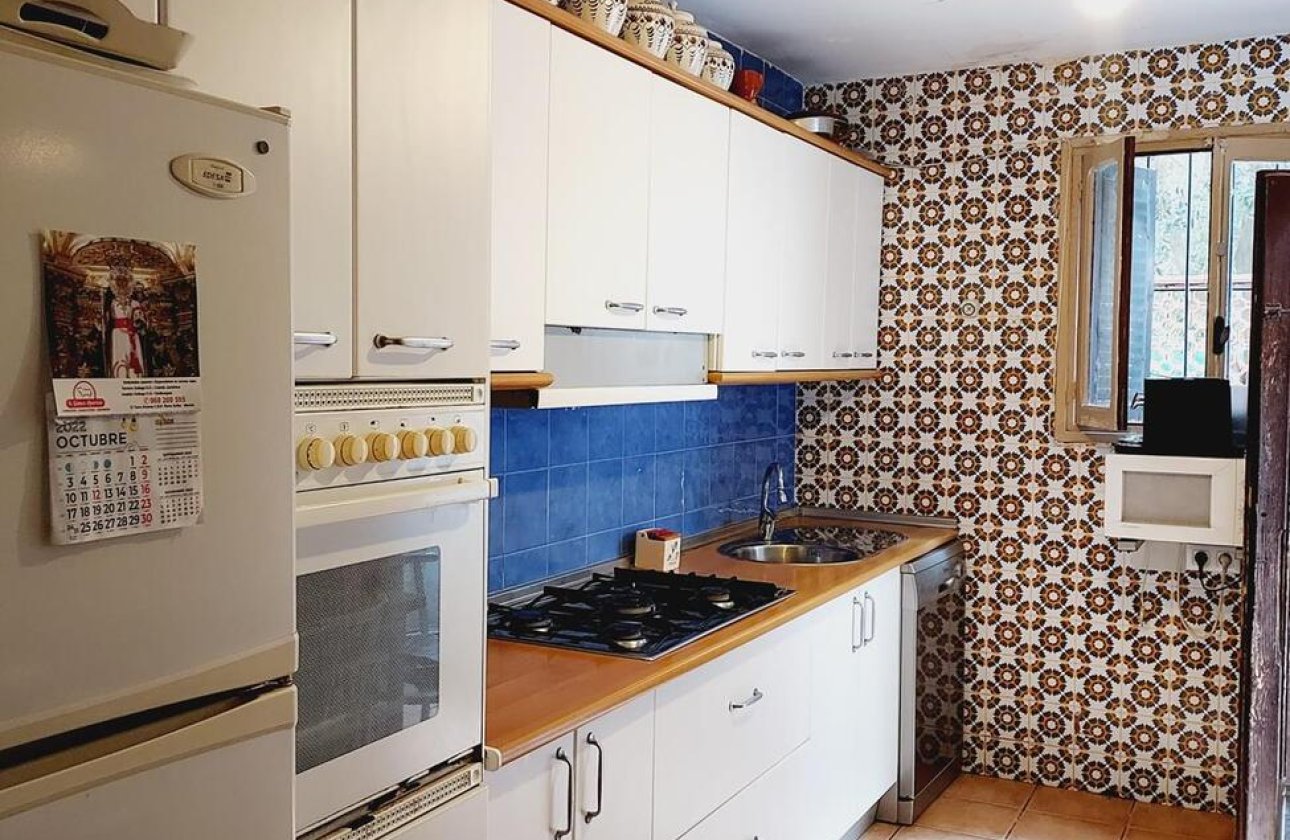 Herverkoop - Villa -
Orihuela Costa - Punta Prima