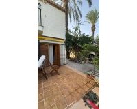 Herverkoop - Villa -
Orihuela Costa - Punta Prima