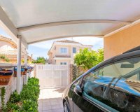 Herverkoop - Villa -
Orihuela Costa - Punta Prima