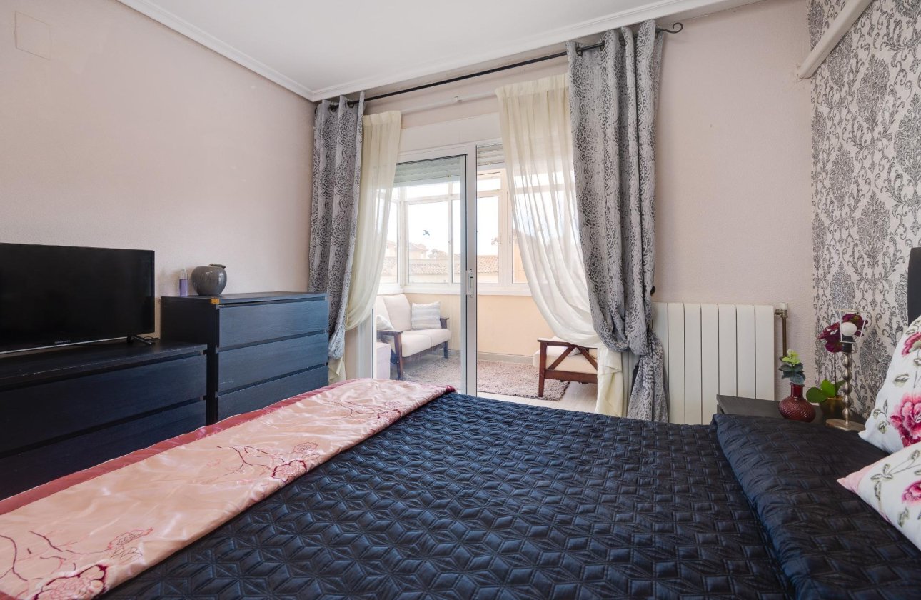 Herverkoop - Villa -
Orihuela Costa - Villamartín-las Filipinas