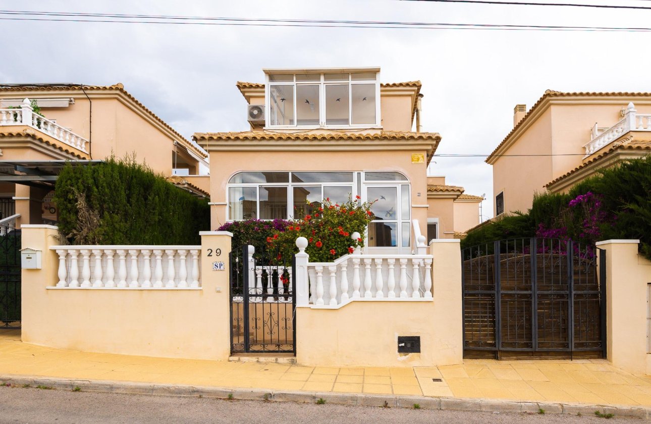 Herverkoop - Villa -
Orihuela Costa - Villamartín-las Filipinas