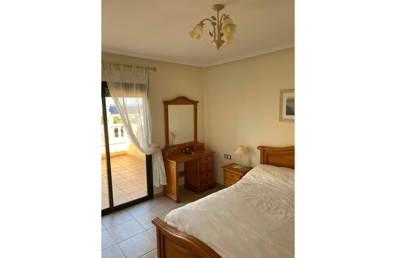 Herverkoop - Villa -
Orihuela Costa - Villamartín-las Filipinas