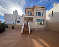 Herverkoop - Villa -
Orihuela Costa - Villamartín-las Filipinas