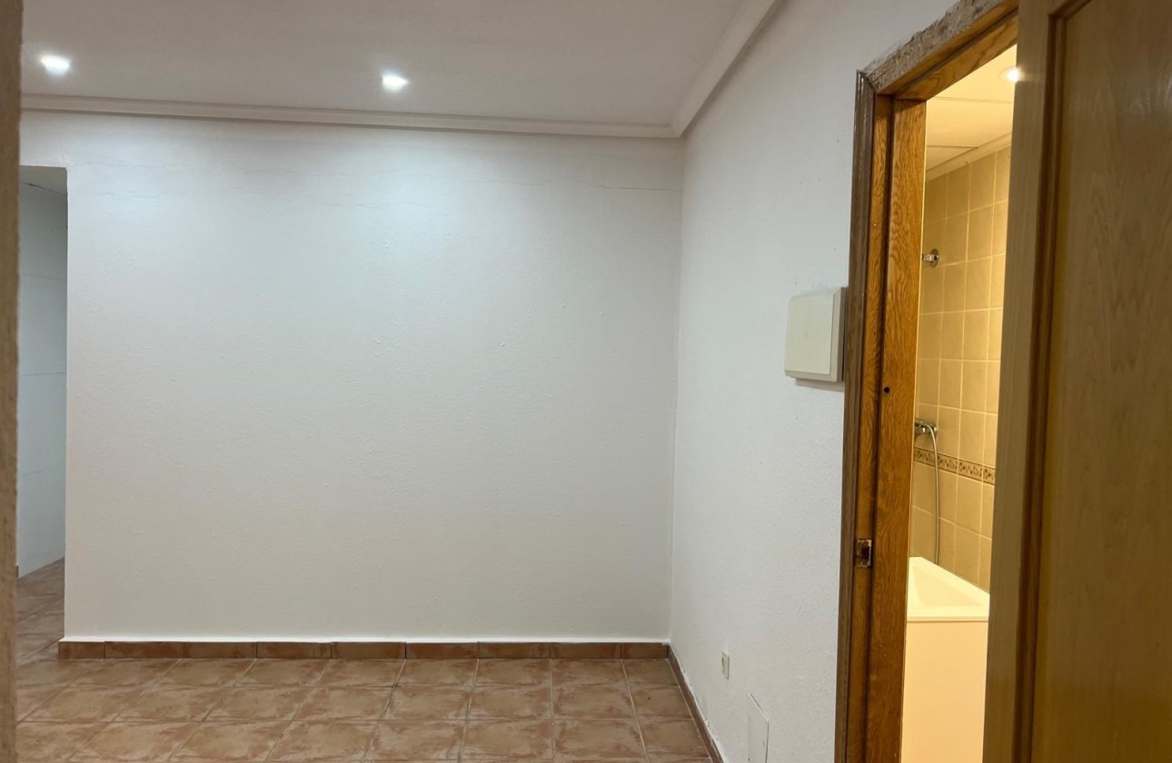 Herverkoop - Villa -
Orihuela Costa - Villamartín-las Filipinas