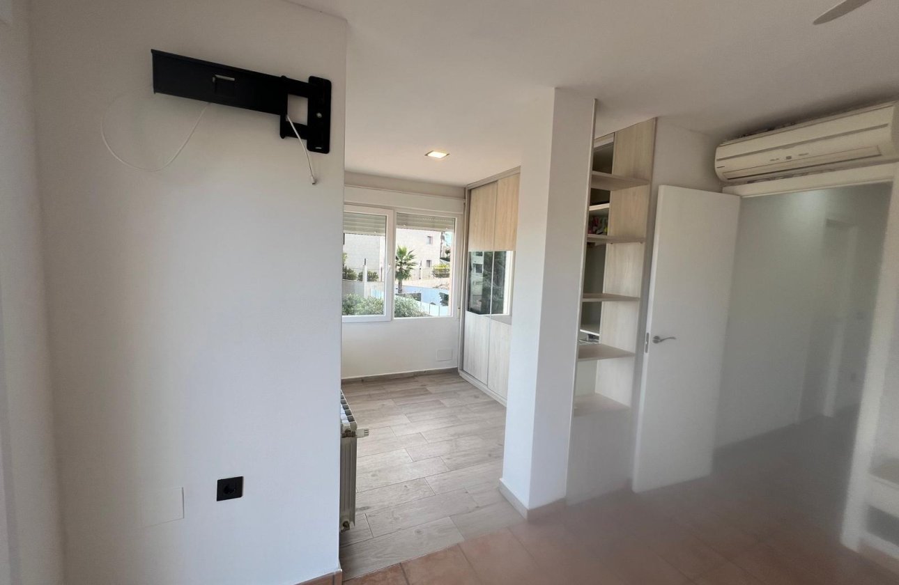 Herverkoop - Villa -
Orihuela Costa - Villamartín-las Filipinas