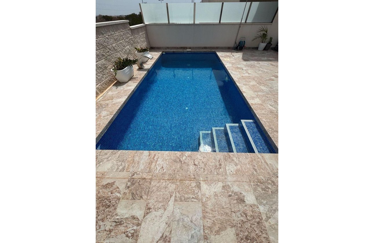 Herverkoop - Villa -
Orihuela Costa - Villamartín-las Filipinas