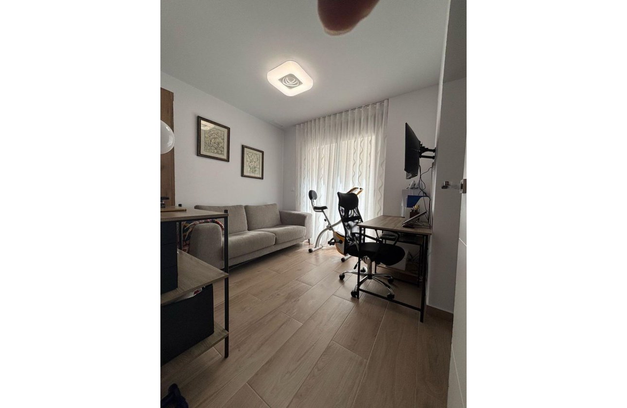 Herverkoop - Villa -
Orihuela Costa - Villamartín-las Filipinas