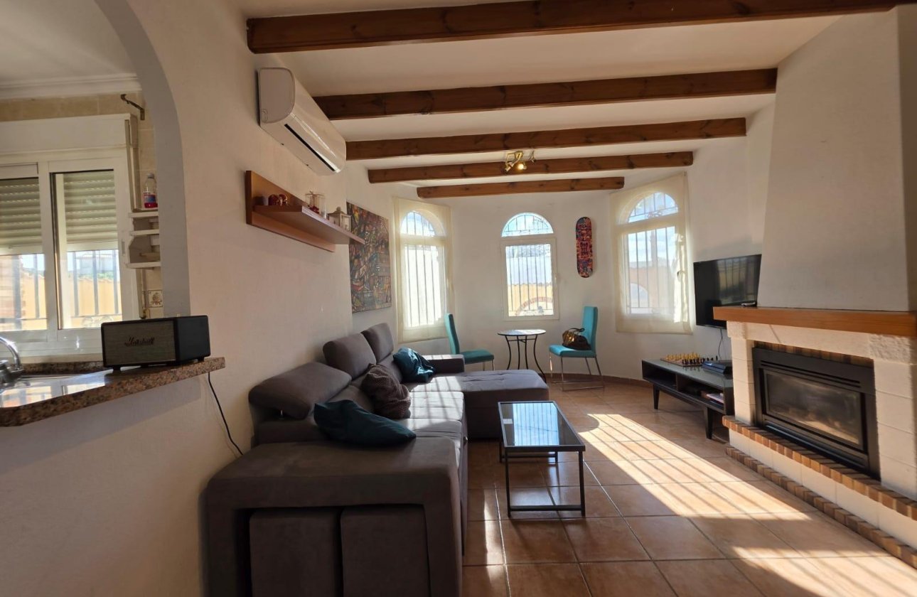 Herverkoop - Villa -
Orihuela Costa - Villamartín-las Filipinas