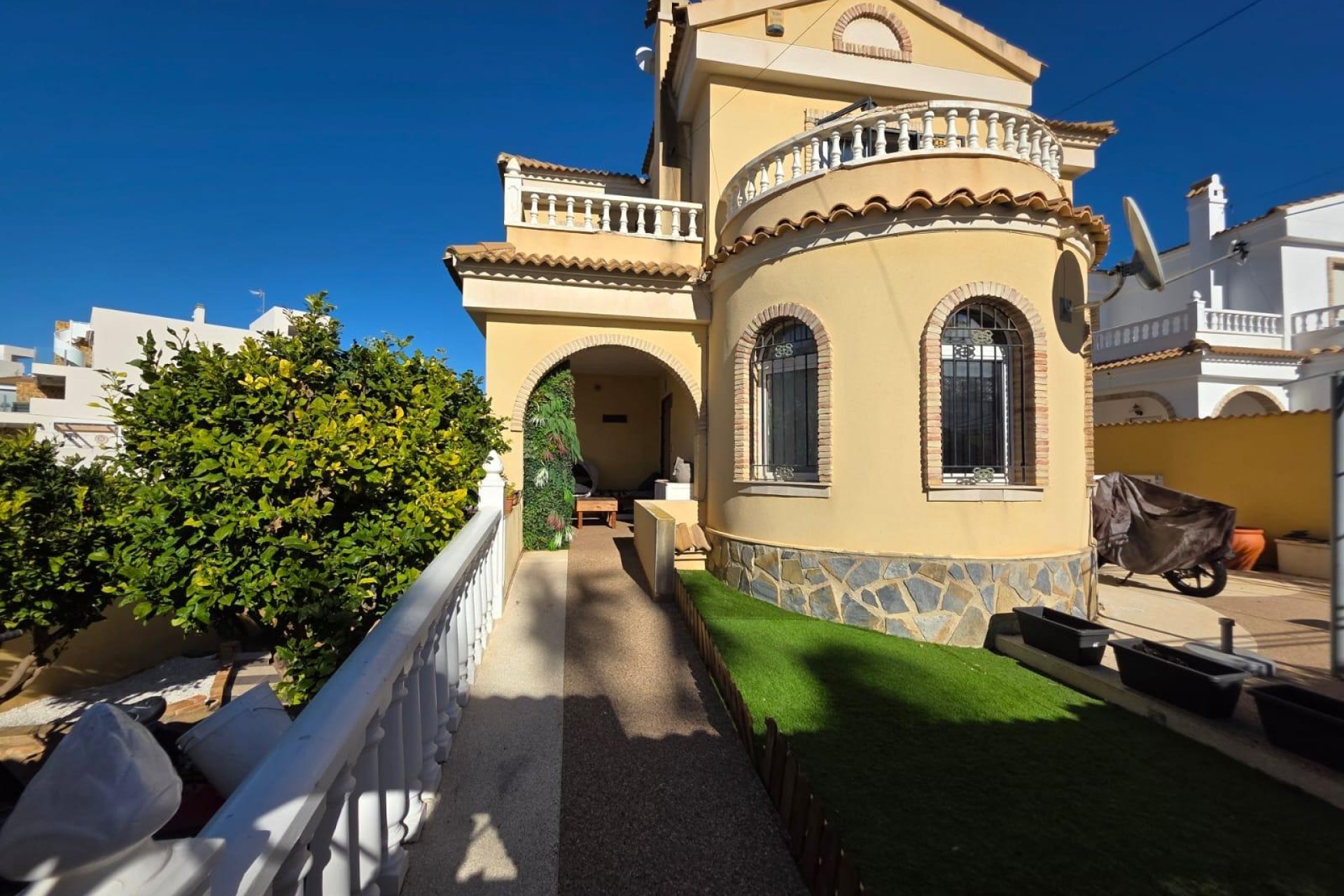 Herverkoop - Villa -
Orihuela Costa - Villamartín-las Filipinas