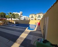 Herverkoop - Villa -
Orihuela Costa - Villamartín-las Filipinas