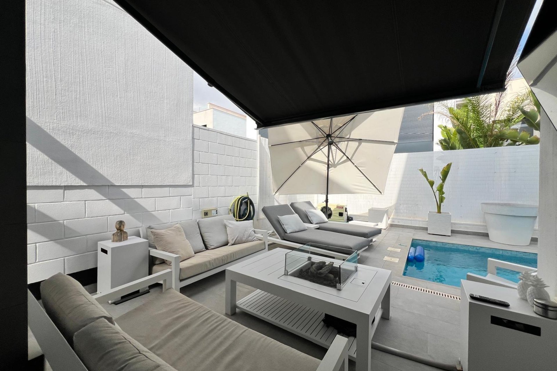 Herverkoop - Villa -
Orihuela Costa - Villamartín-las Filipinas
